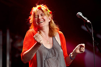 Eddi Reader